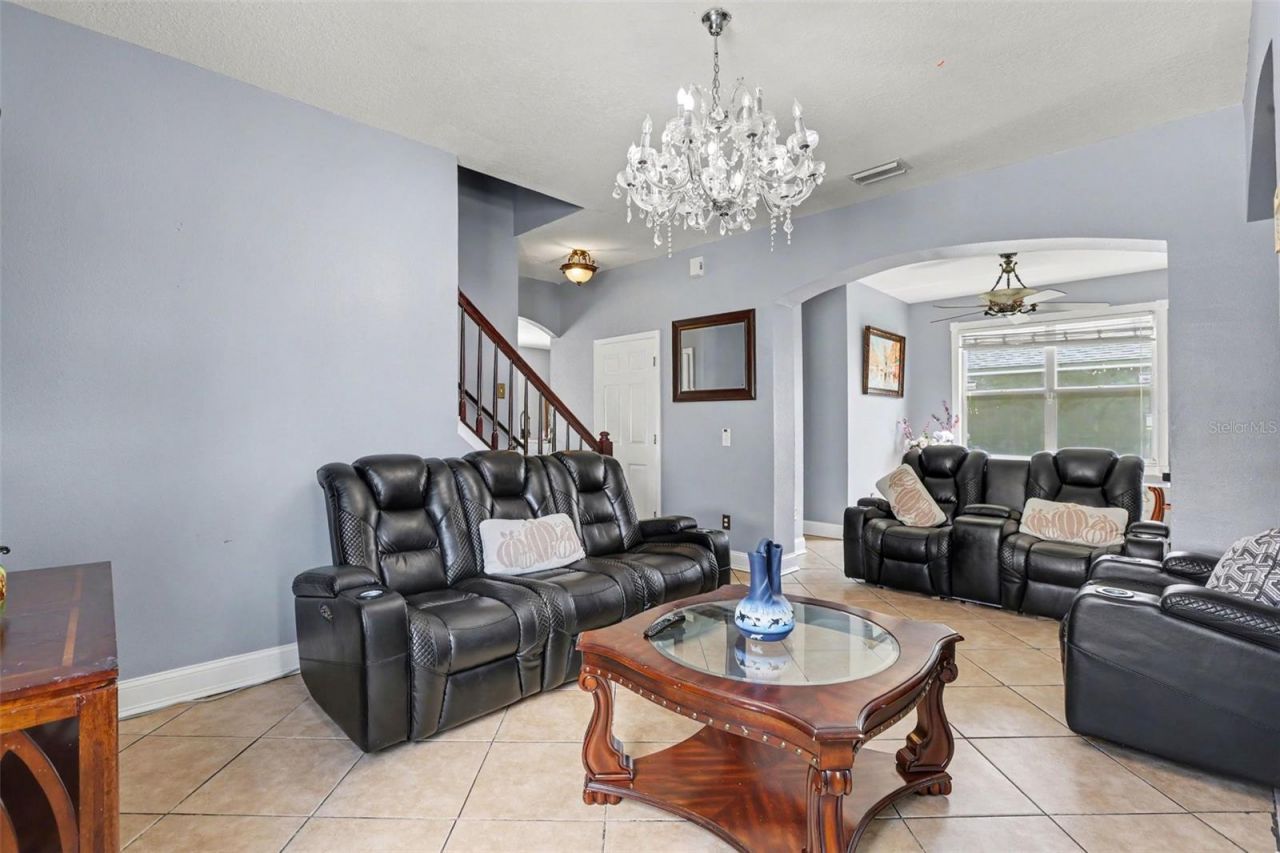 8910 Bridgeford Oaks Drive , Temple Terrace, FL 33637 Photo
