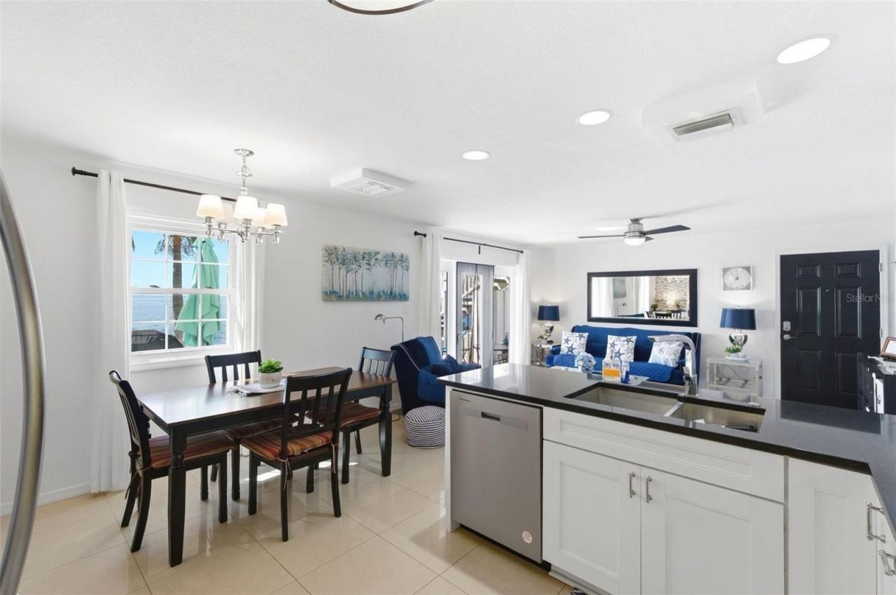 5280 Coquina Key Drive Se, Unit A, Saint Petersburg, FL 33705 Photo