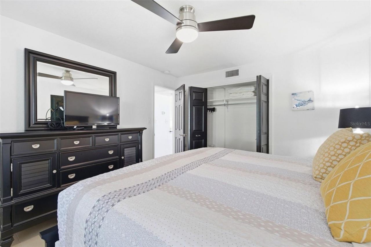 5280 Coquina Key Drive Se, Unit A, Saint Petersburg, FL 33705 Photo