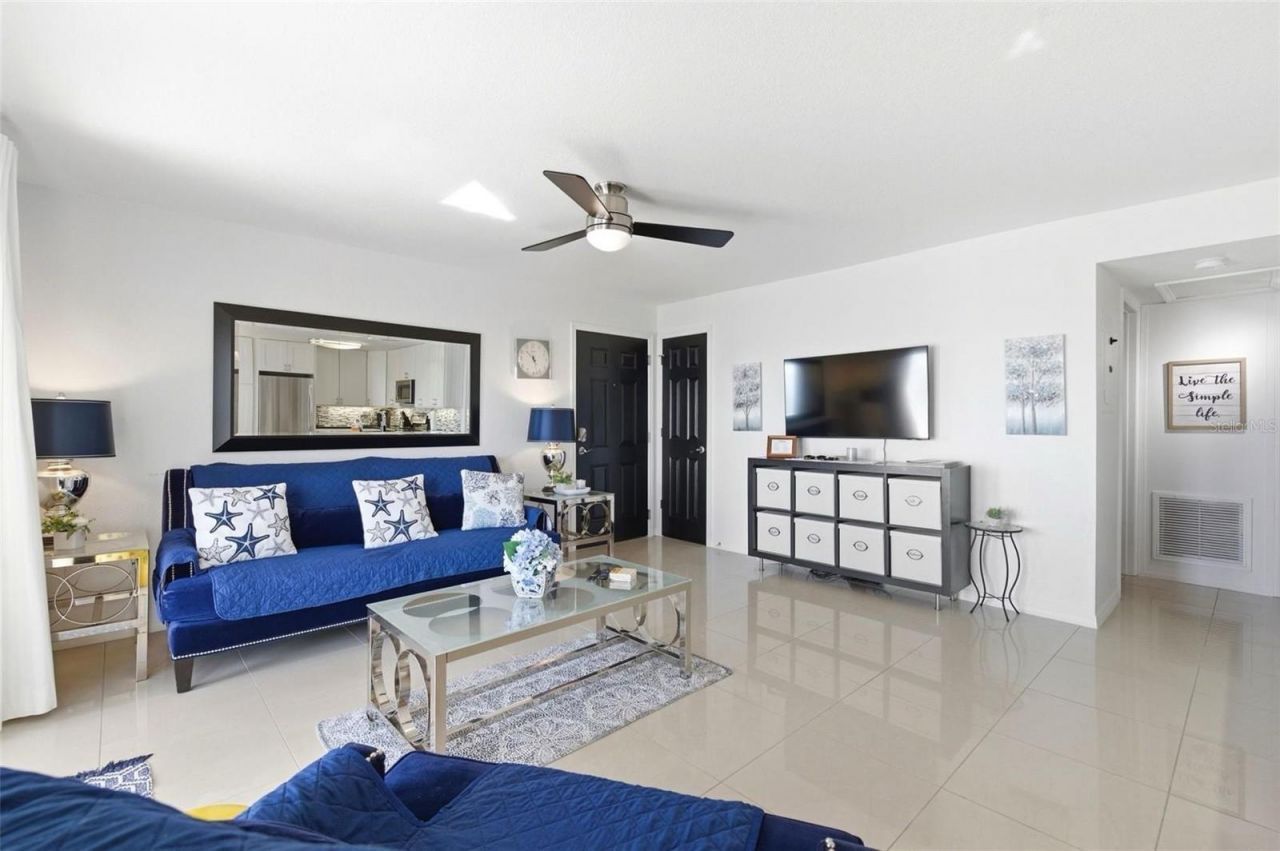 5280 Coquina Key Drive Se, Unit A, Saint Petersburg, FL 33705 Photo
