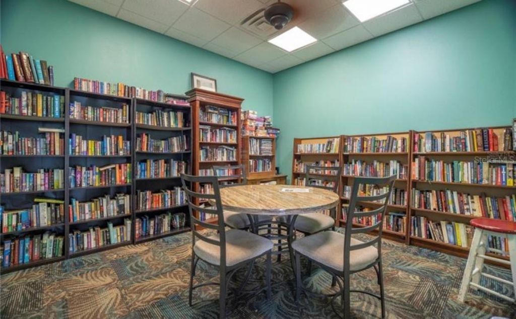 5280 Coquina Key Drive Se, Unit A, Saint Petersburg, FL 33705 Photo