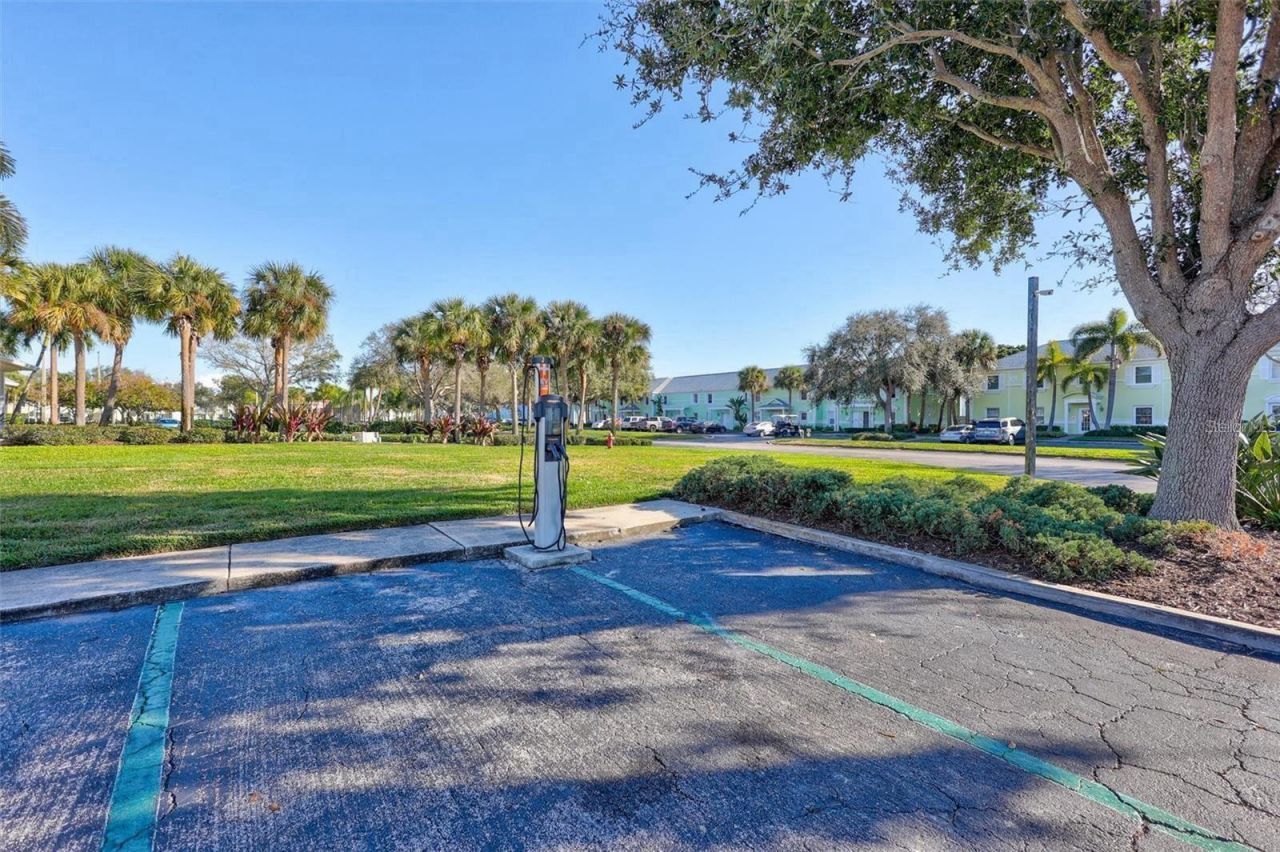 5280 Coquina Key Drive Se, Unit A, Saint Petersburg, FL 33705 Photo