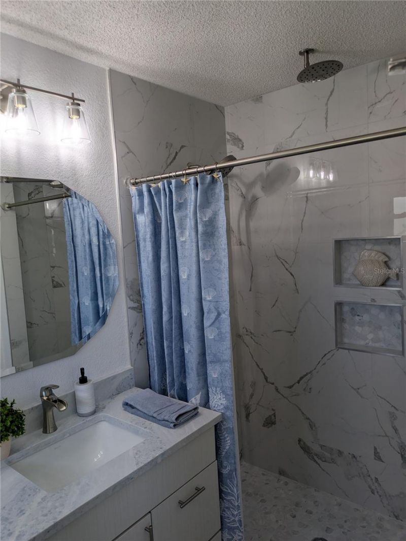 3641 Beach Drive Se, Saint Petersburg, FL 33705 Photo