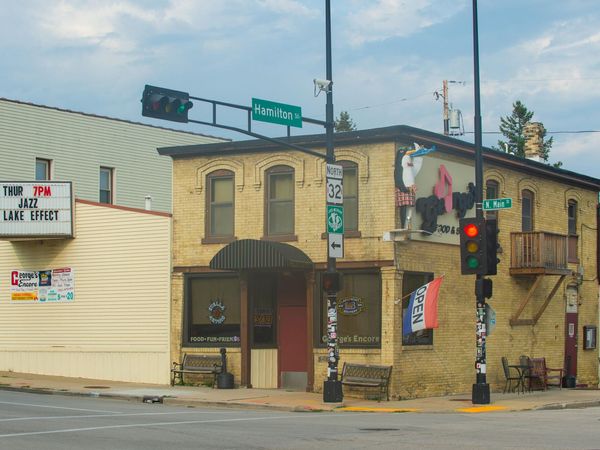 1201 N Main St, Racine, WI 53402