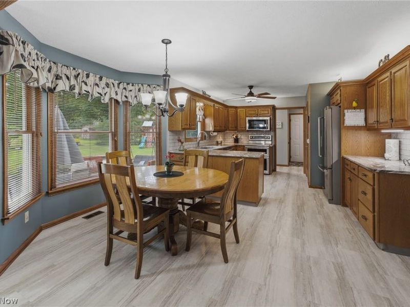 1146 Brushmore Avenue NW, North Canton, OH 44720 Photo 12