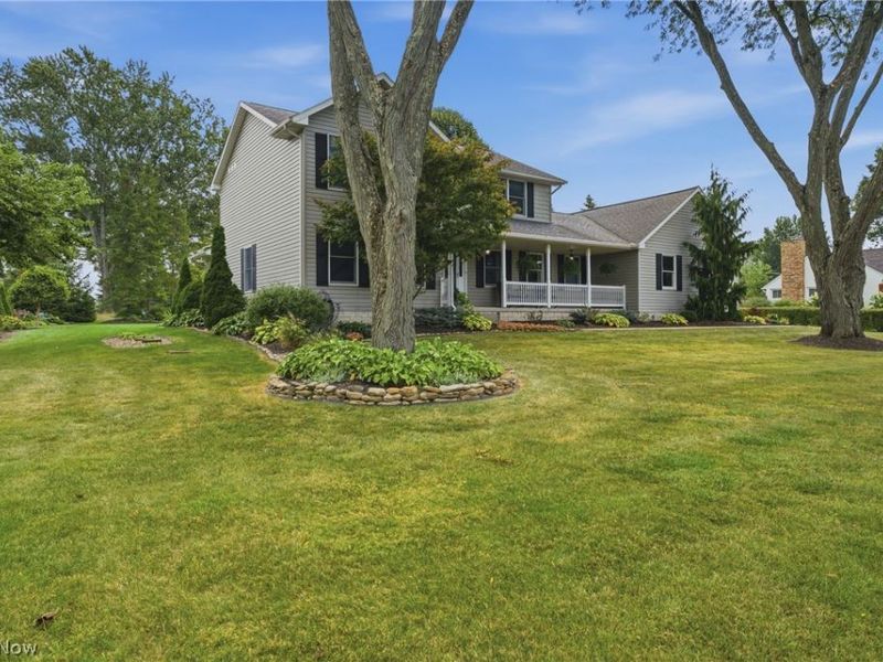 1146 Brushmore Avenue NW, North Canton, OH 44720 Photo 2