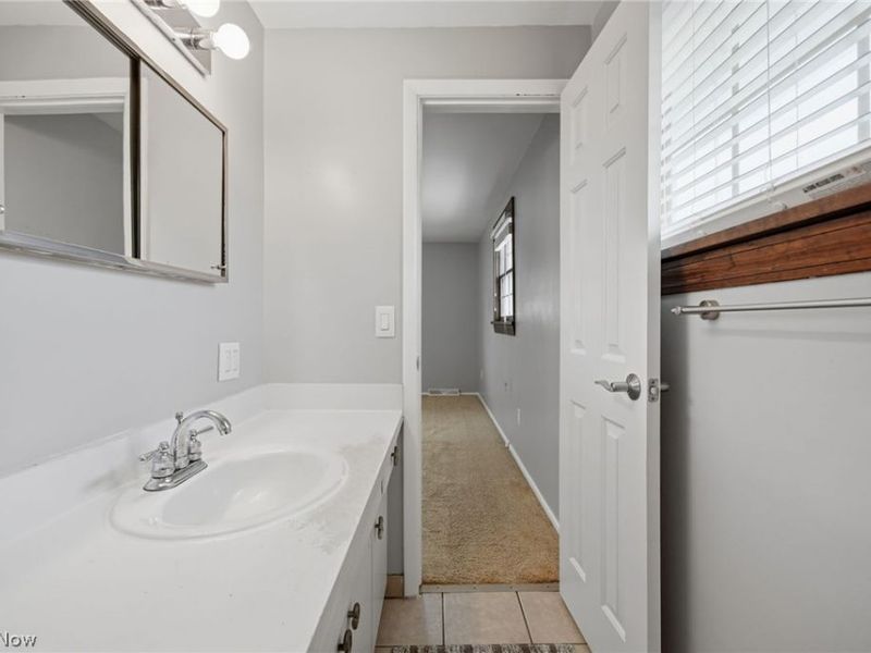 6504 Kingsdale Boulevard, Parma Heights, OH 44130 Photo 20