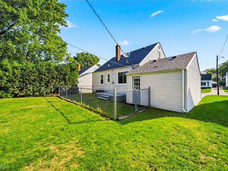1310 E Miner Road, Mayfield Heights, OH 44124 Photo 27
