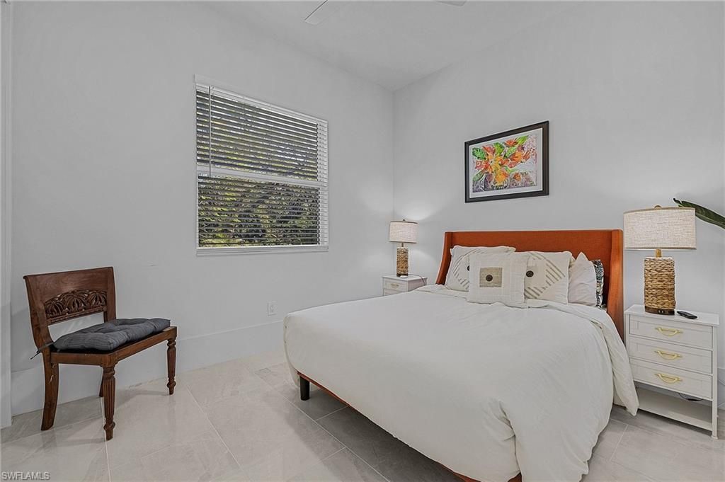 2499 Pine St, Naples, FL 34112 Photo