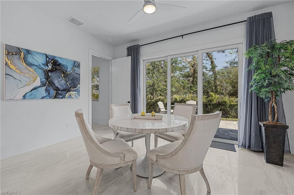2499 Pine St, Naples, FL 34112 Photo