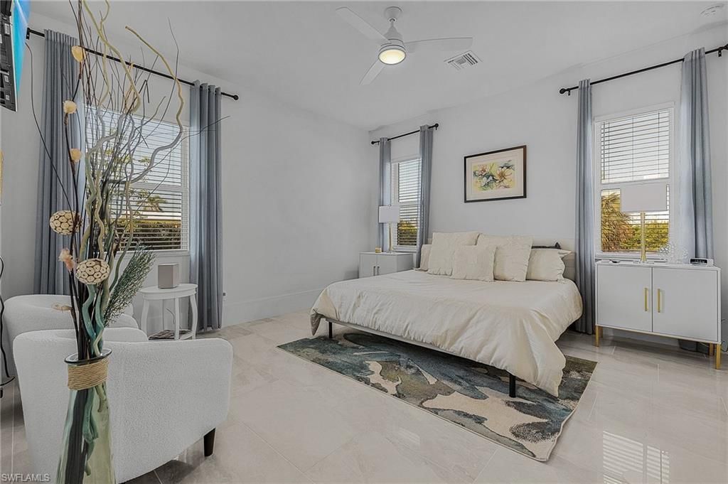 2499 Pine St, Naples, FL 34112 Photo