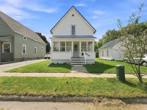 640 E Wayne Street, Kendallville, IN 46755