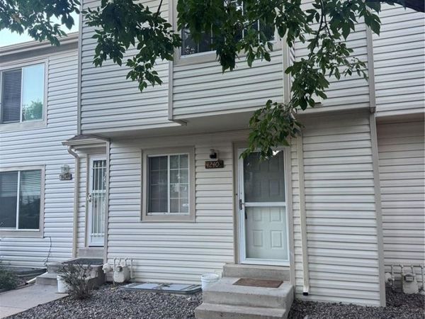 4240 S Mobile Circle , Unit C, Aurora, CO 80013