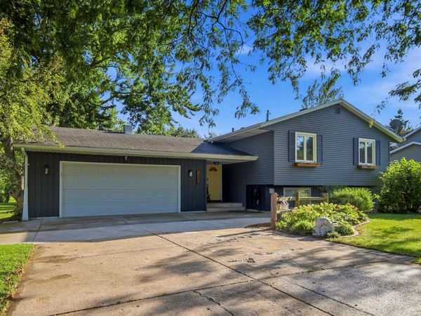 1333 E Rose Street, Owatonna, MN 55060