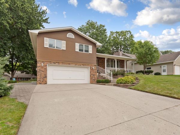 2533 Woodland Drive , Faribault, MN 55021