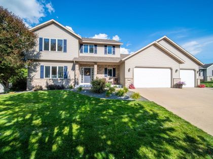706 9th Ave NW Byron, MN 55920