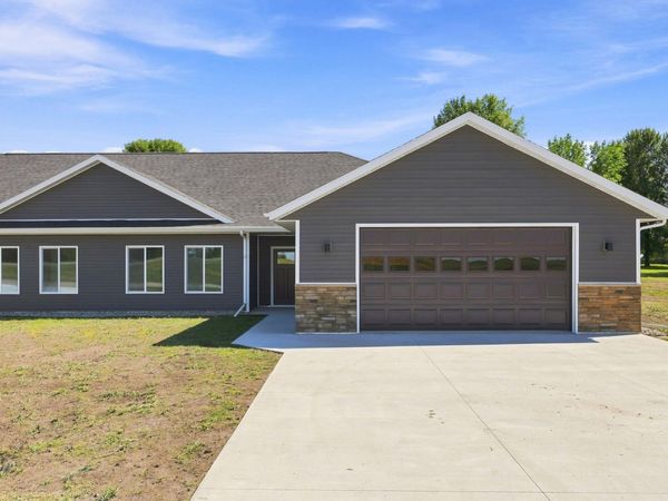 6001 6th Street , Unit B, Lake Park, MN 56554