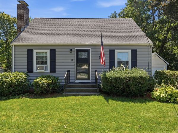 43 Spruce Street, Shrewsbury, MA 01545
