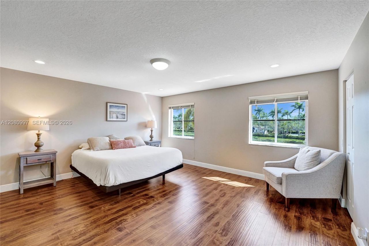 3892 Falcon Ridge Cir, Weston, FL 33331 Photo