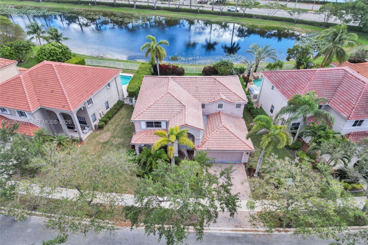 3892 Falcon Ridge Cir, Weston, FL 33331 Photo