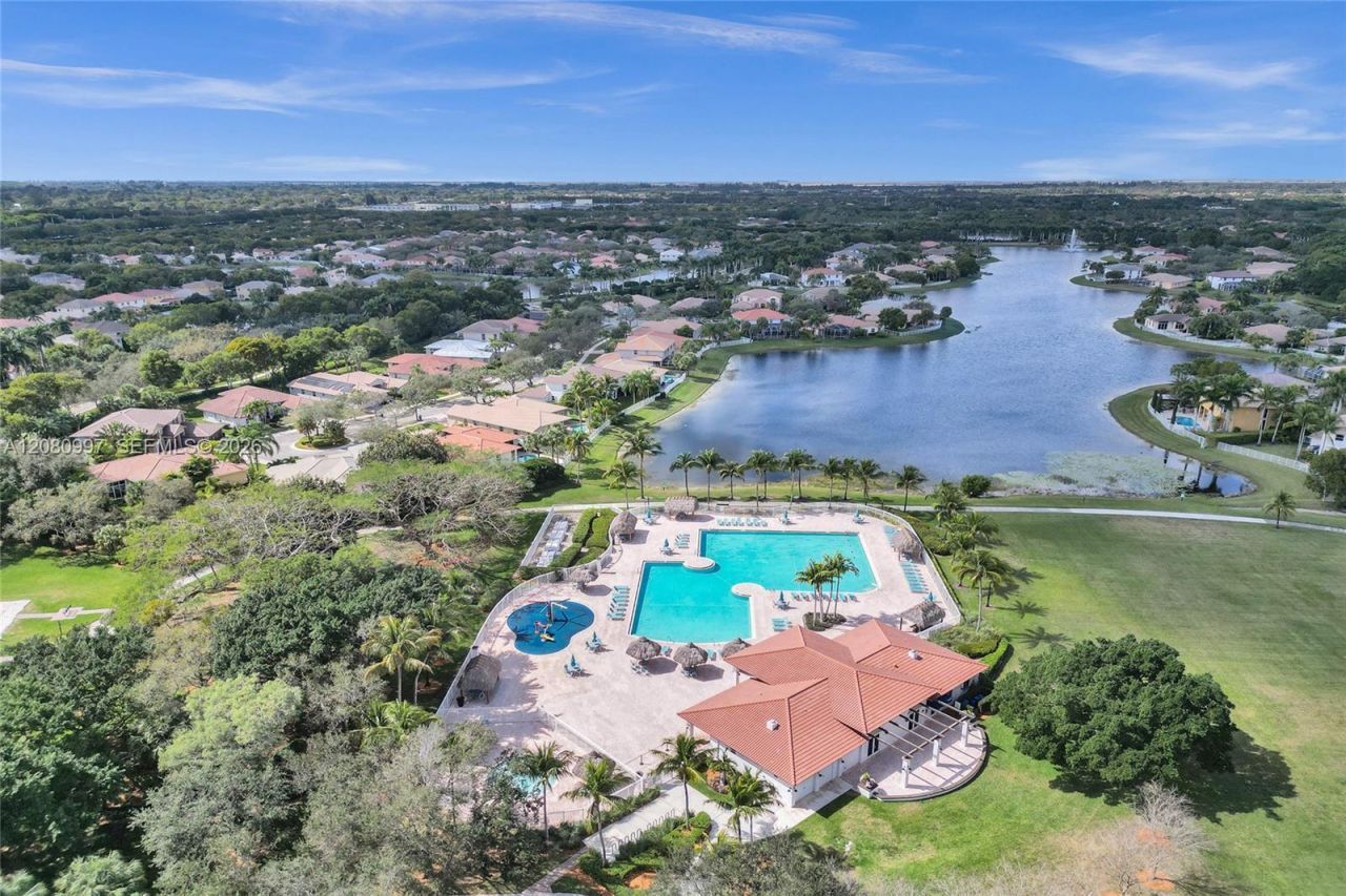 3892 Falcon Ridge Cir, Weston, FL 33331 Photo