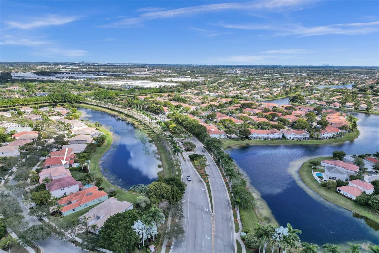 3892 Falcon Ridge Cir, Weston, FL 33331 Photo
