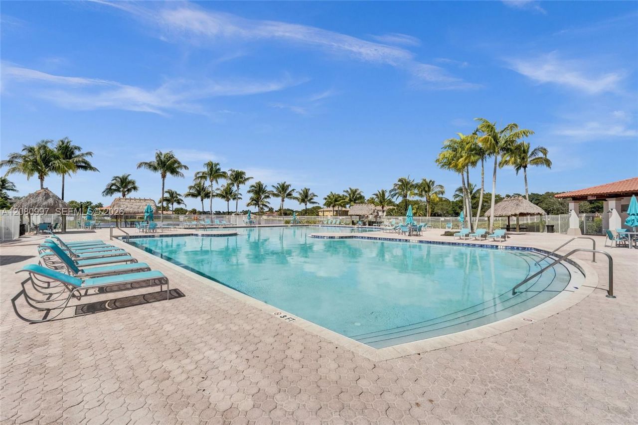 3892 Falcon Ridge Cir, Weston, FL 33331 Photo