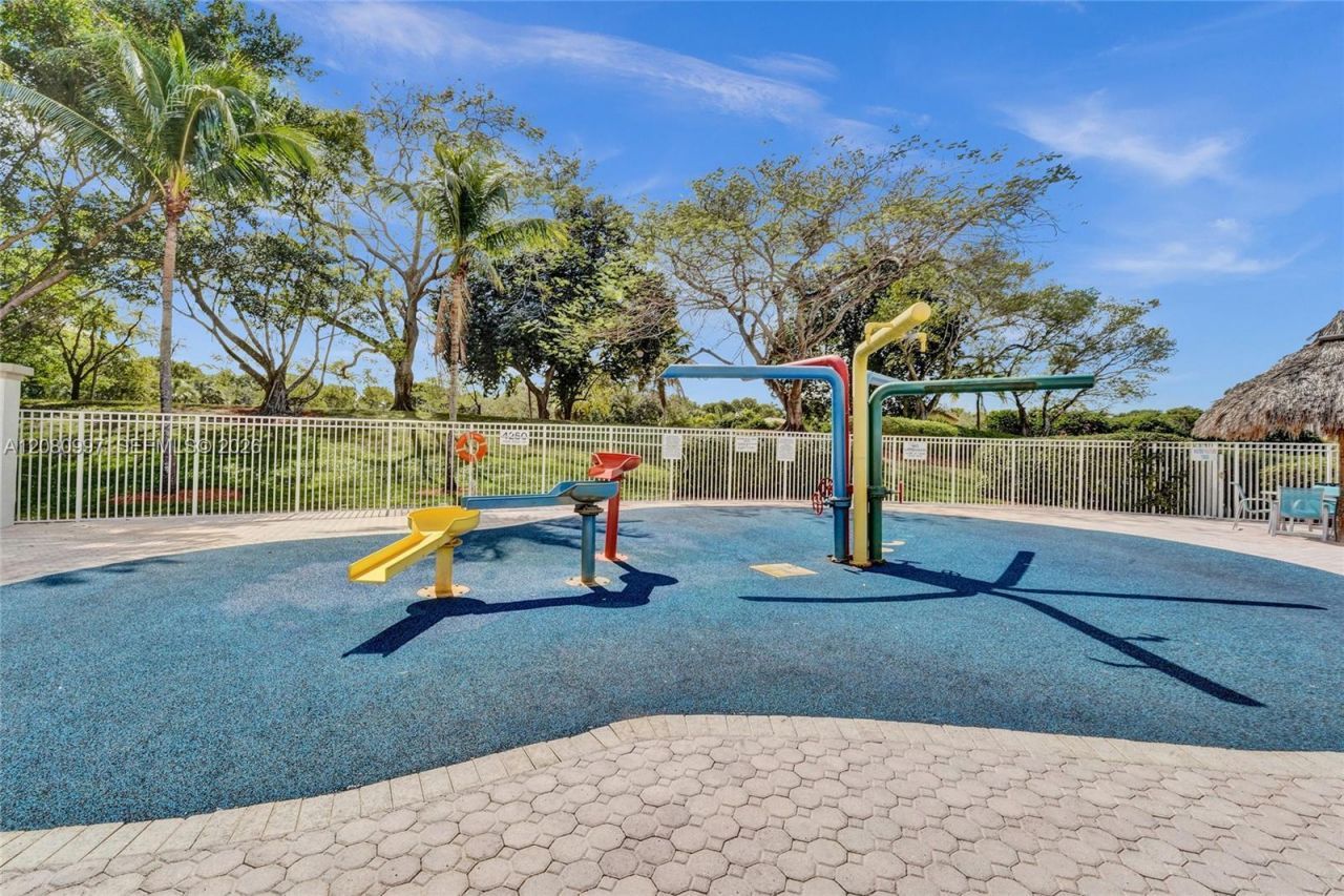 3892 Falcon Ridge Cir, Weston, FL 33331 Photo