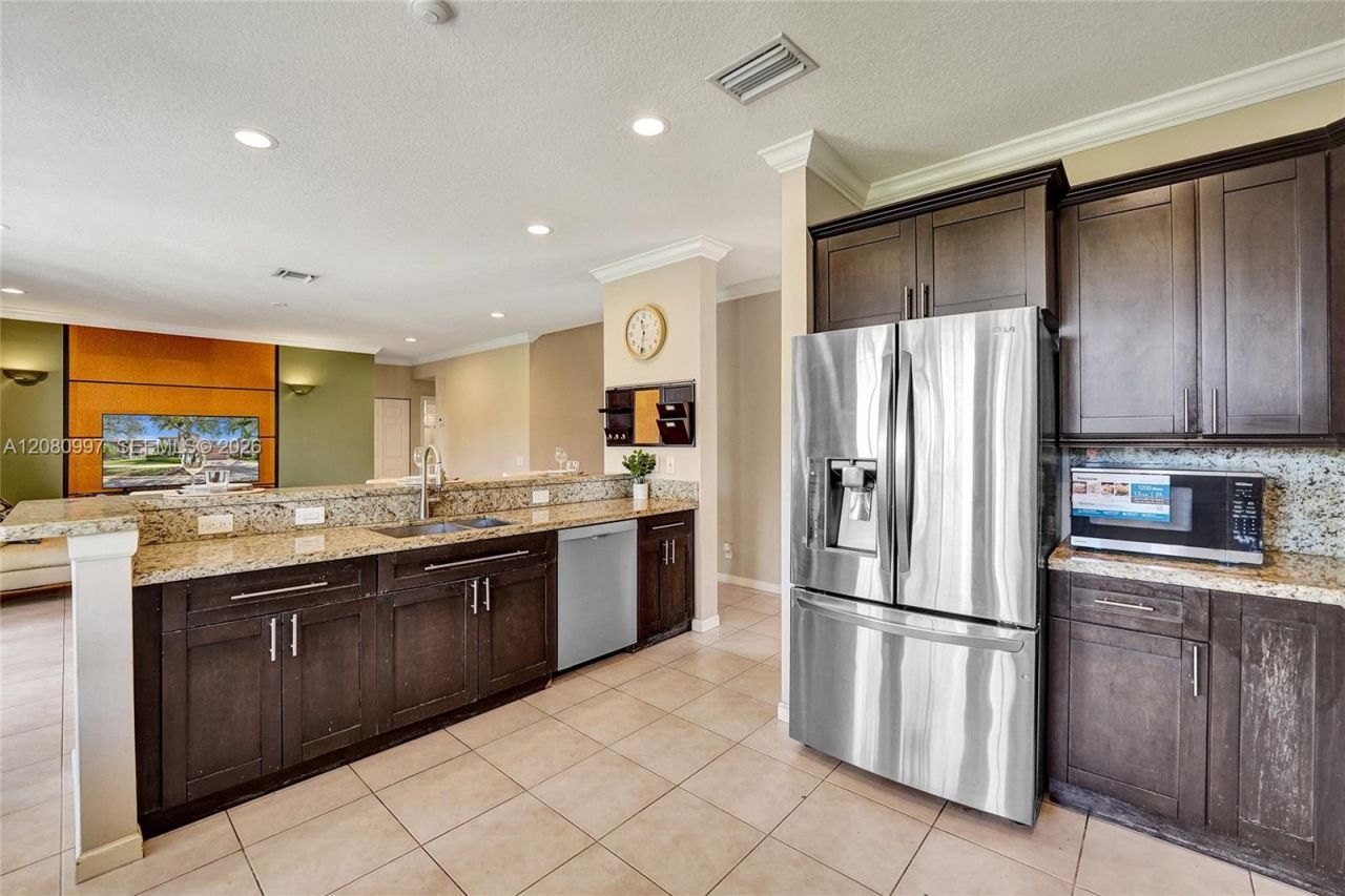 3892 Falcon Ridge Cir, Weston, FL 33331 Photo