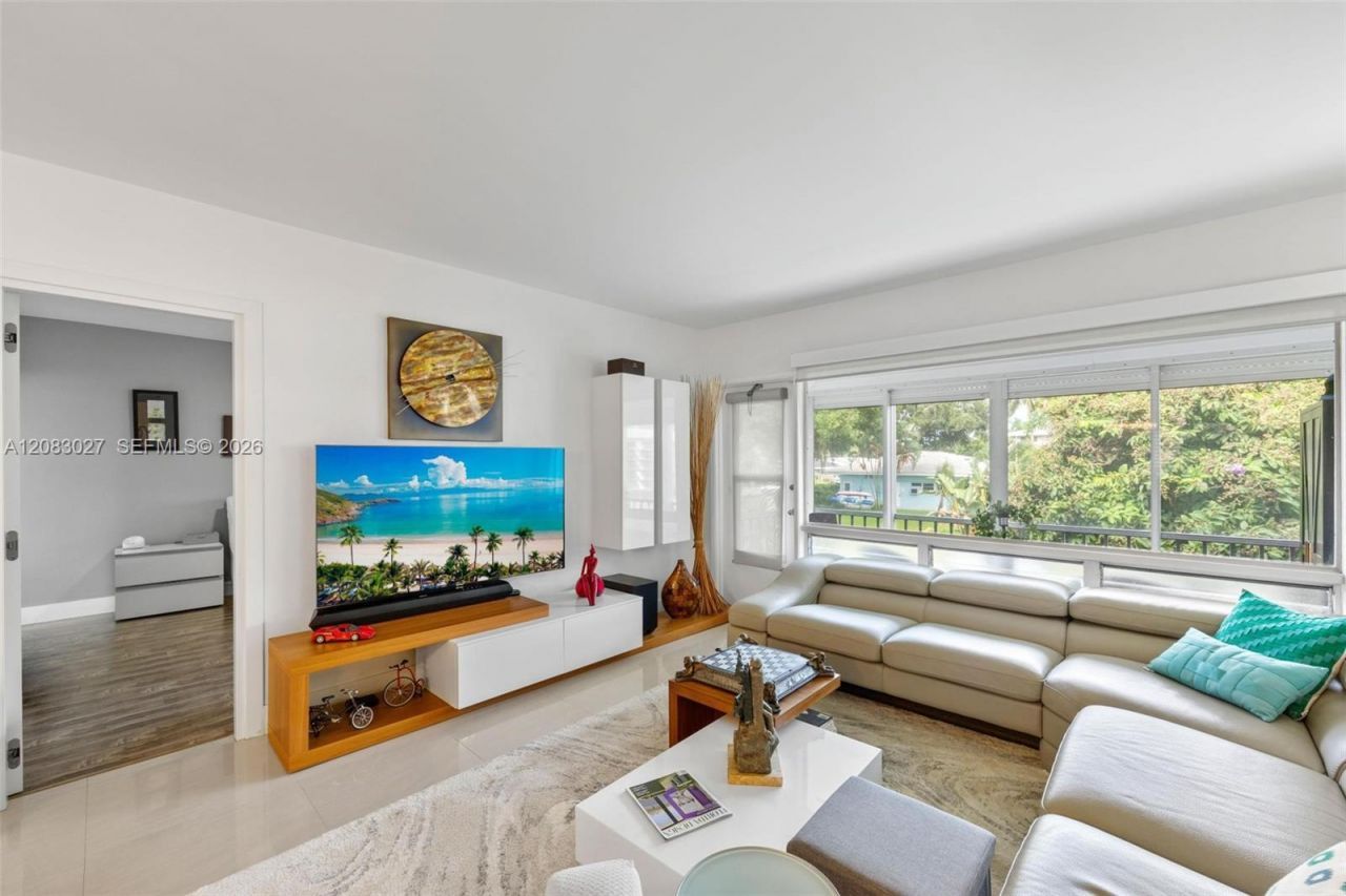 1000 SW 12th St , Unit 203, Fort Lauderdale, FL 33315 Photo
