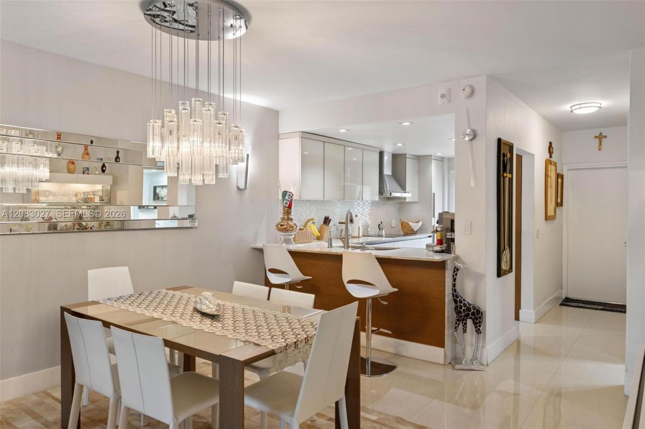 1000 SW 12th St , Unit 203, Fort Lauderdale, FL 33315 Photo