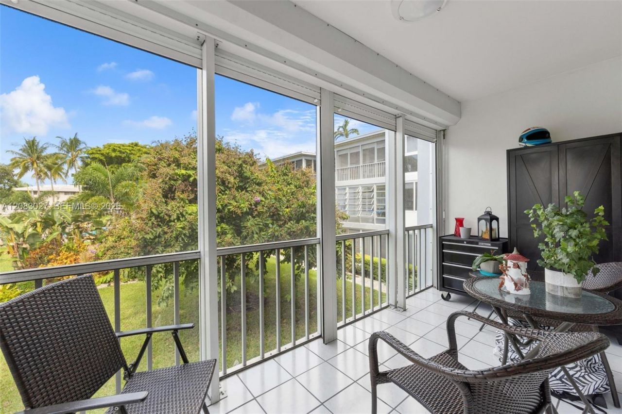 1000 SW 12th St , Unit 203, Fort Lauderdale, FL 33315 Photo