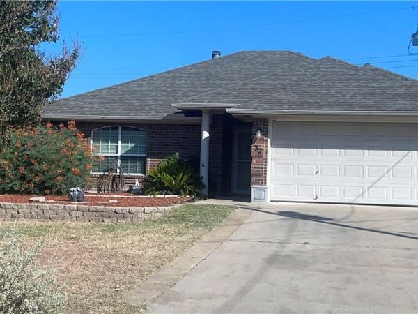 32 Tanyard Road , Morgans Point Resort, TX 76513