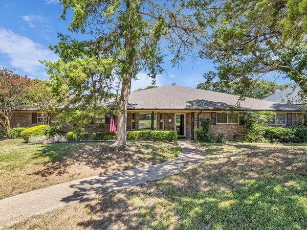 705 Poage Drive, Woodway, TX 76712