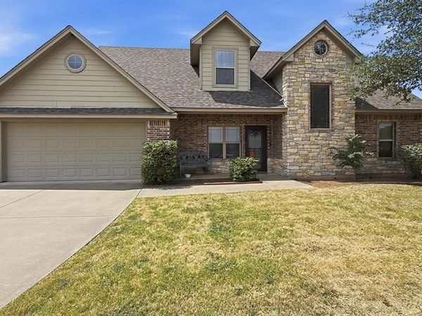 1306 Lauren Lane, Granbury, TX 76048