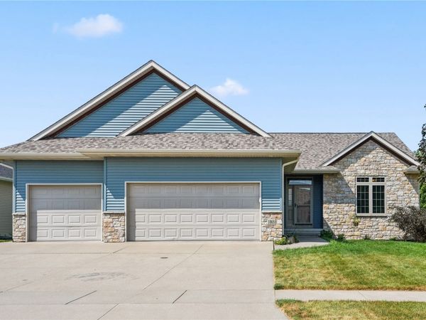 1865 Wood Duck Court , North Liberty, IA 52317