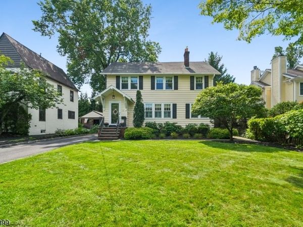 24 Beekman Ter, Summit, NJ 07901