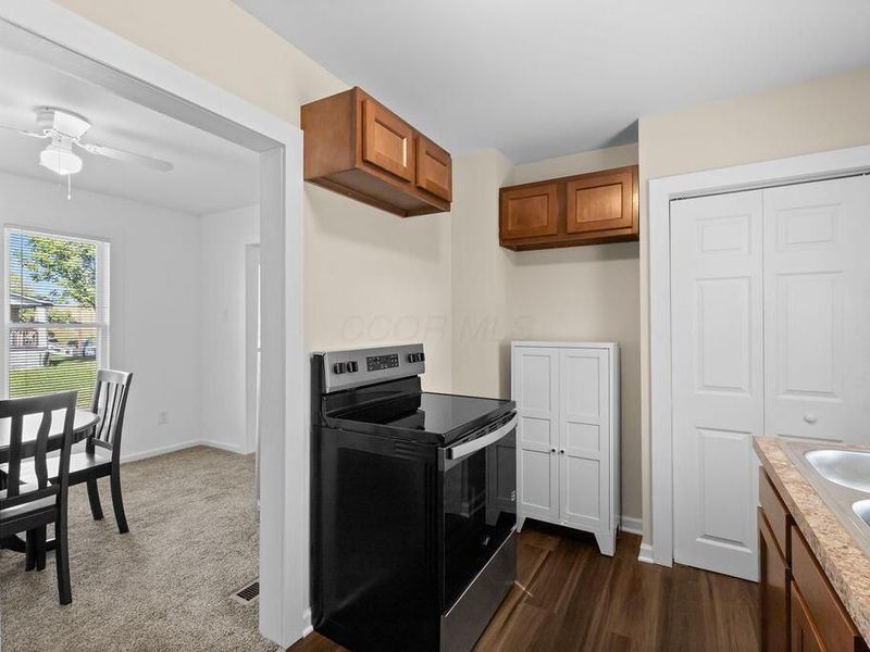 927 Camden Avenue, Columbus, OH 43201 Photo 10