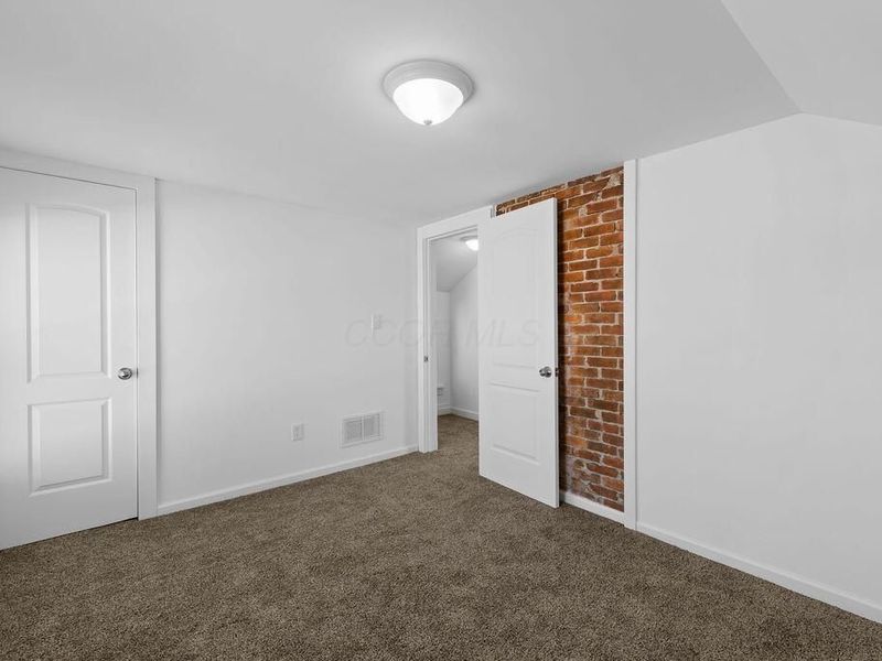 927 Camden Avenue, Columbus, OH 43201 Photo 14