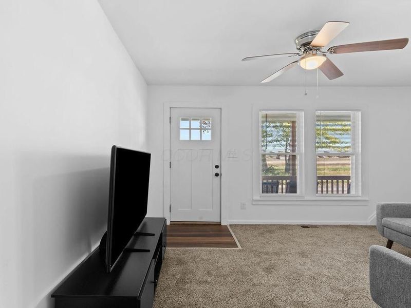 927 Camden Avenue, Columbus, OH 43201 Photo 2