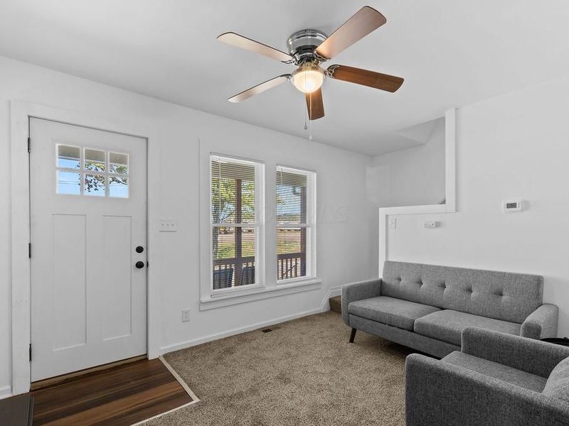 927 Camden Avenue, Columbus, OH 43201 Photo 3