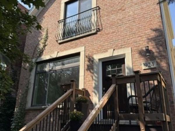 924 N Richmond Street , Chicago, IL 60622
