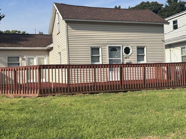 2415 Main Street , Peru, IL 61354