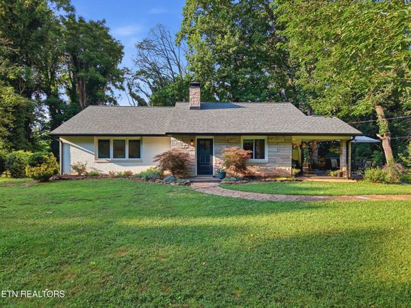 504 Locust Hill Lane, Knoxville, TN 37920