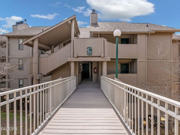 3710 Weber Rd, Gatlinburg, TN 37738
