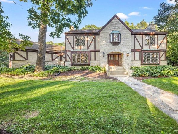 W9236 Highway 18, Cambridge, WI 53523