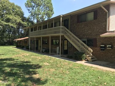 130 S Estes Drive, Unit B12, Chapel Hill, NC 27514
