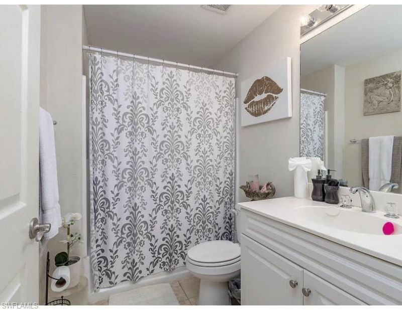 2810 Lakeview Dr , Unit 4, Naples, FL 34112 Photo