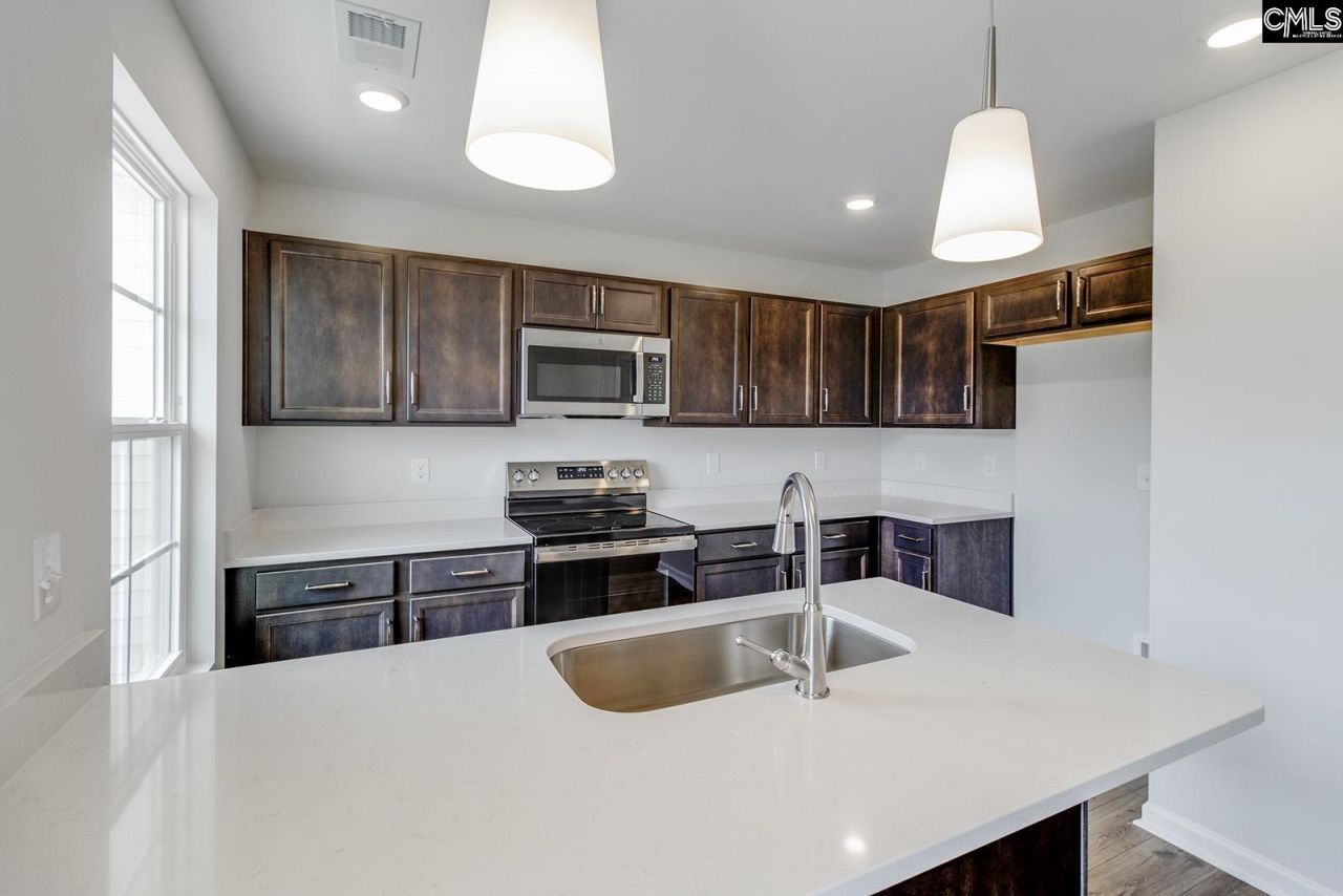 3046 Harborview Drive Photo 10