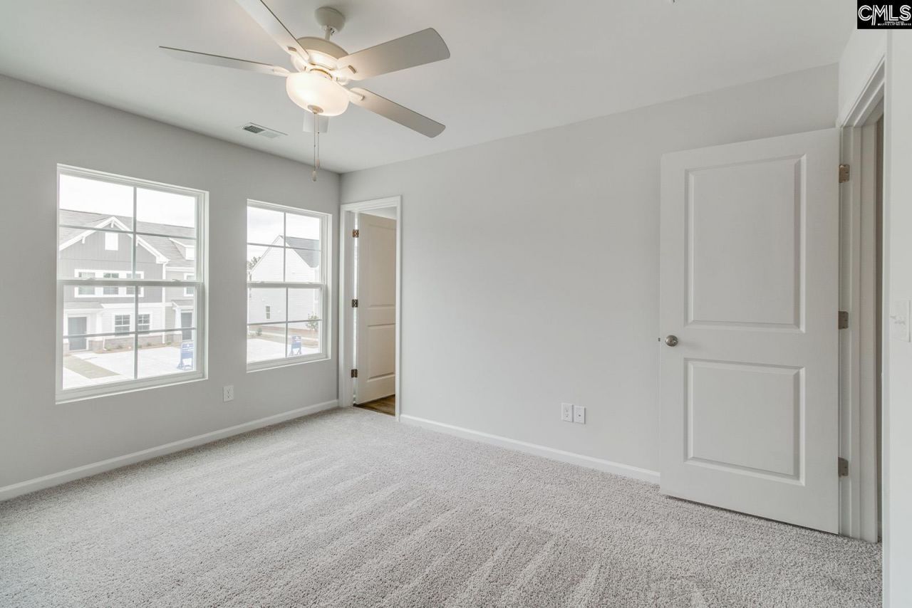 3046 Harborview Drive Photo 15